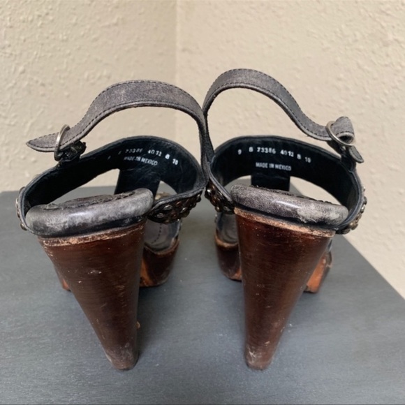 Frye embellished sandal block heels - Picture 5 of 6